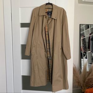 Burberry Vintage Coat With Wool Detachable Lining Unisex (XL)